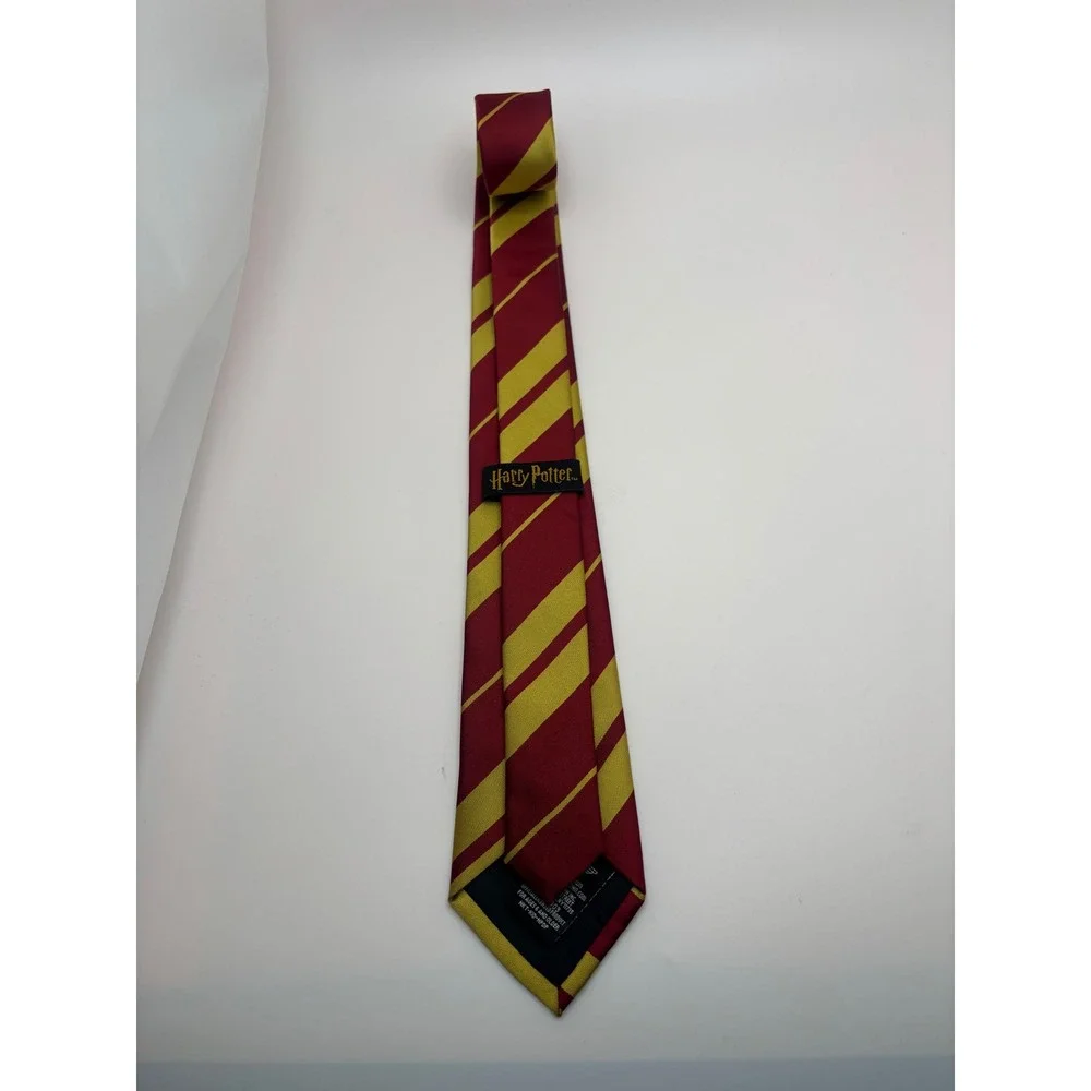 Harry Potter Gryffindor Necktie Buckle-Down Burgundy Gold Striped Crest Tie